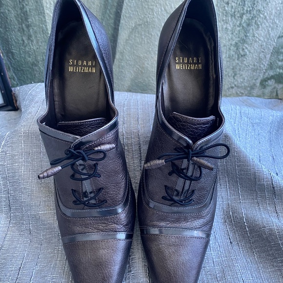 Stuart Weitzman Genuine Leather Lace Up Heels - Picture 2 of 11